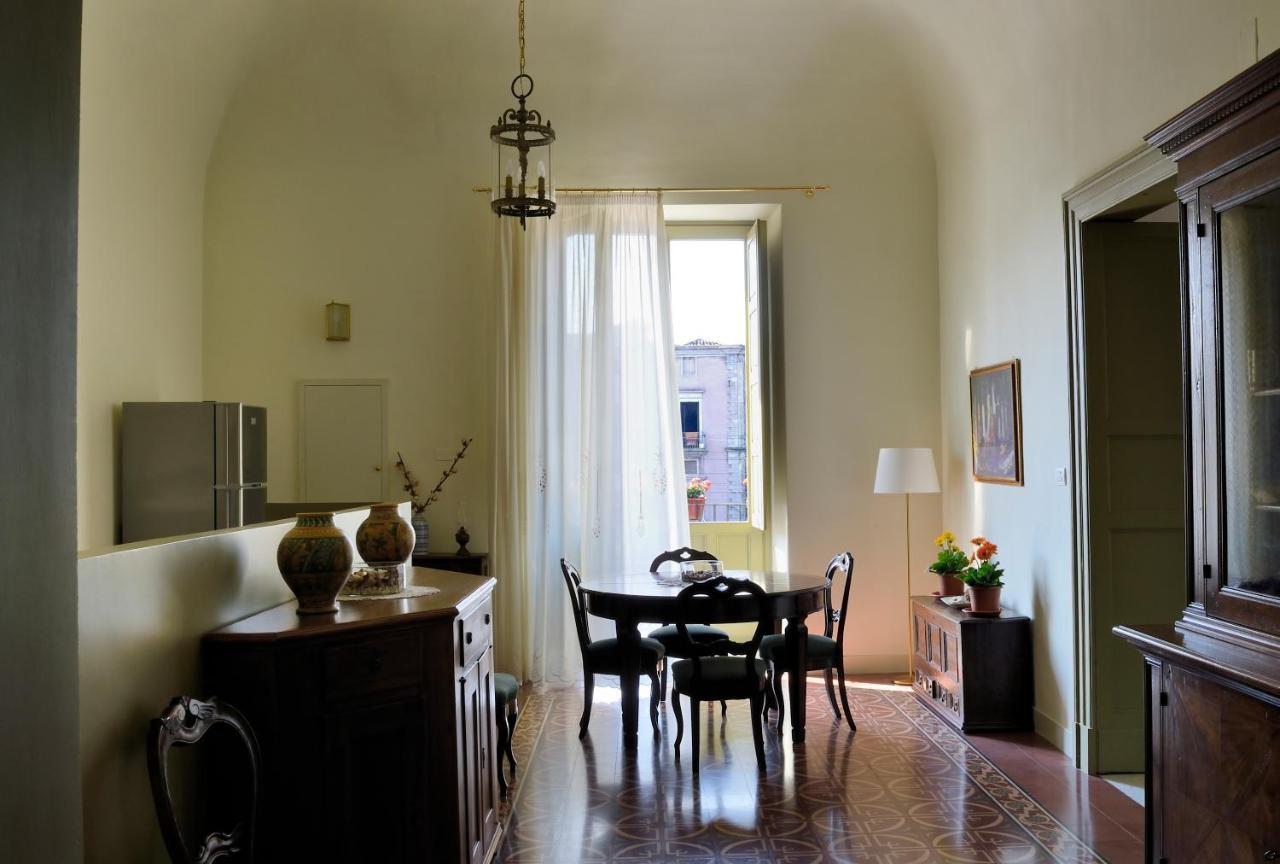 קטאניה Don Giovanni Charme Apartment מראה חיצוני תמונה
