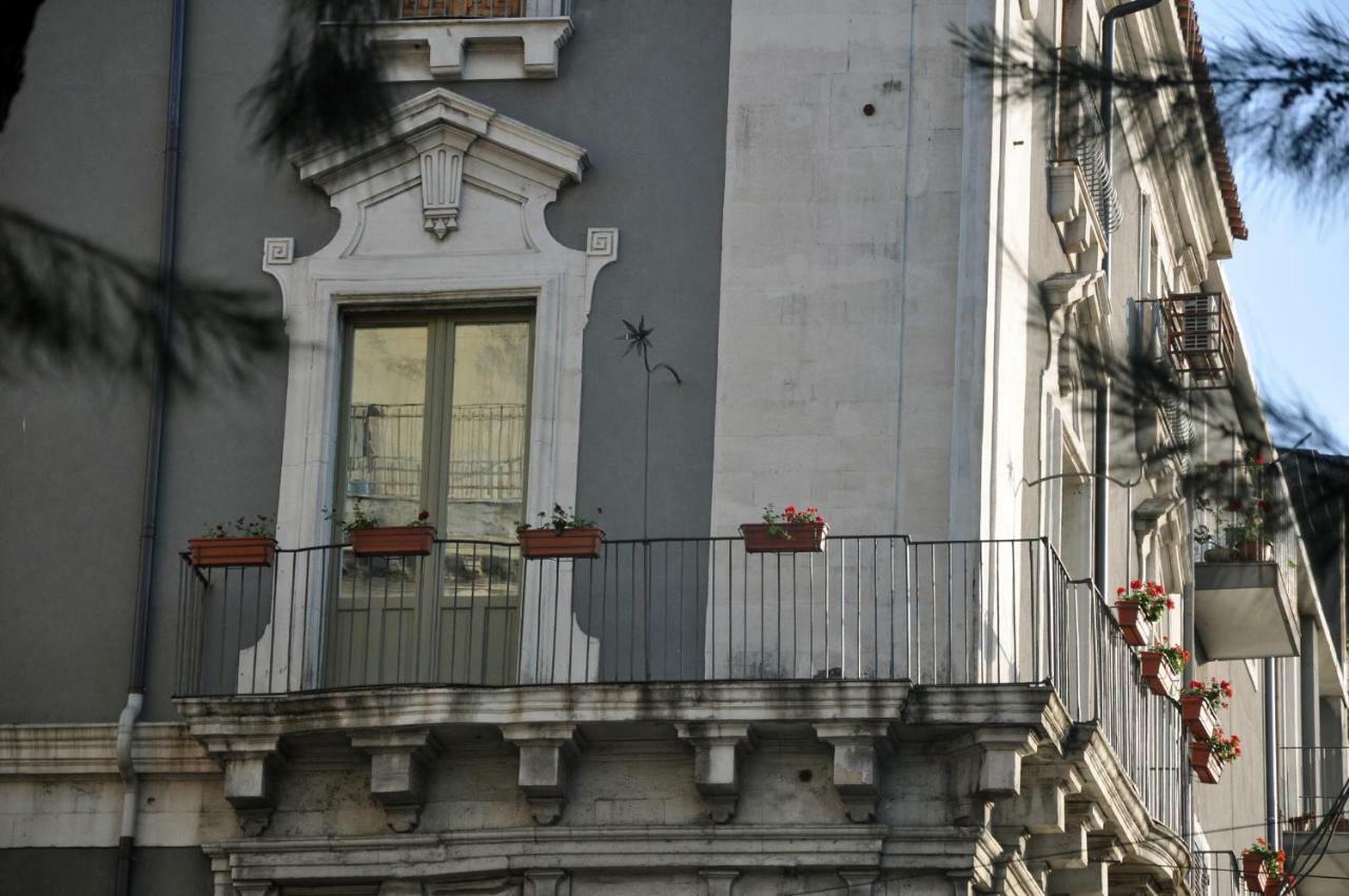 קטאניה Don Giovanni Charme Apartment מראה חיצוני תמונה