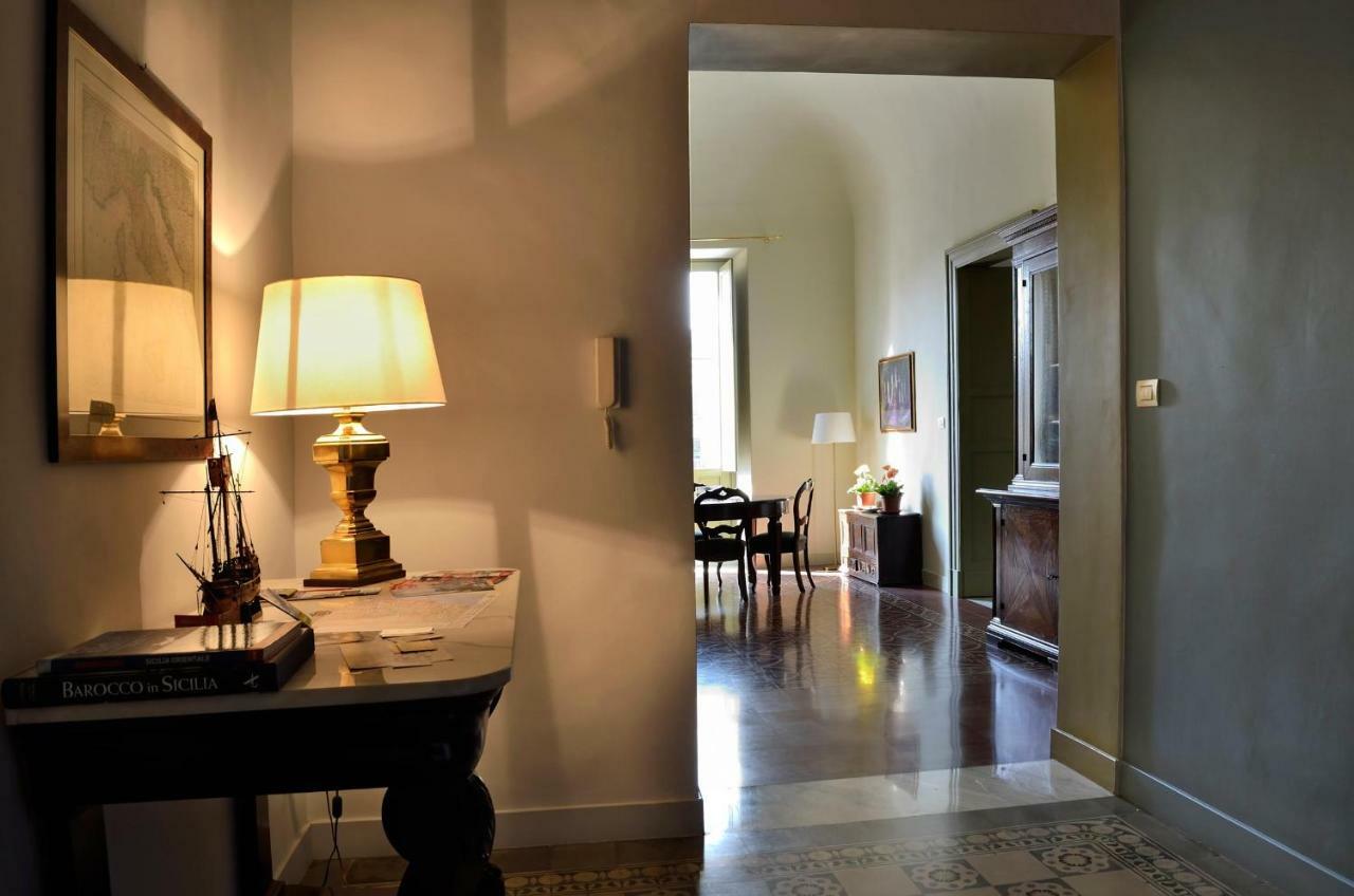 קטאניה Don Giovanni Charme Apartment מראה חיצוני תמונה